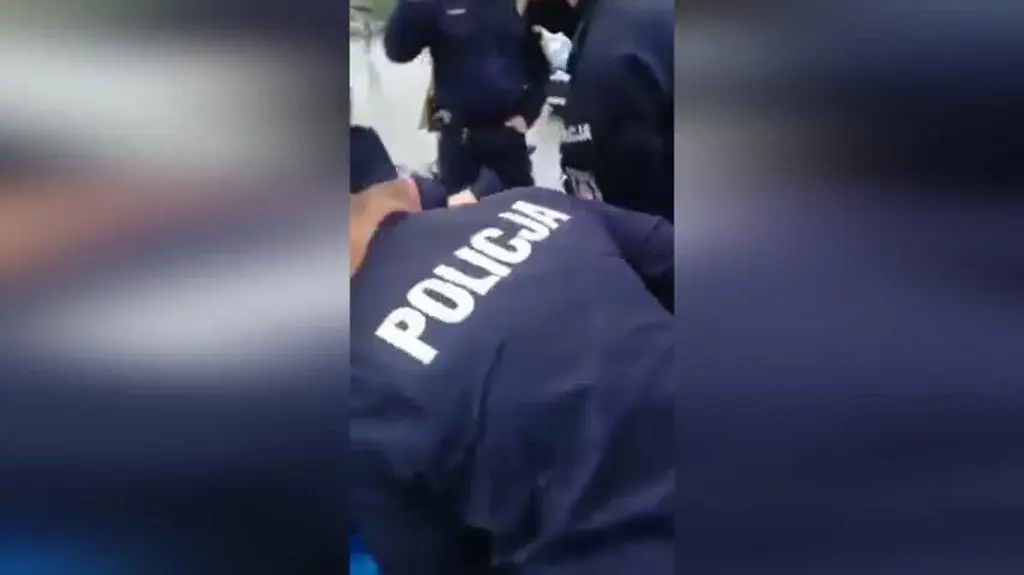 twitter policja