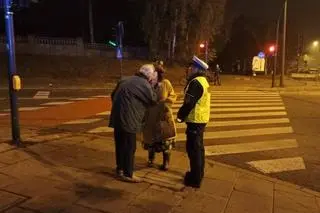 80-latek przez cztery godziny poszukiwał swojej żony na cmentarzu
