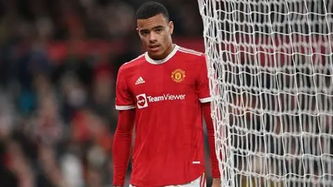 Napaść na tle seksualnym i groźby śmierci. Piłkarz Manchesteru United aresztowany