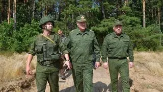 Alaksandr Łukaszenka na poligonie pod Grodnem