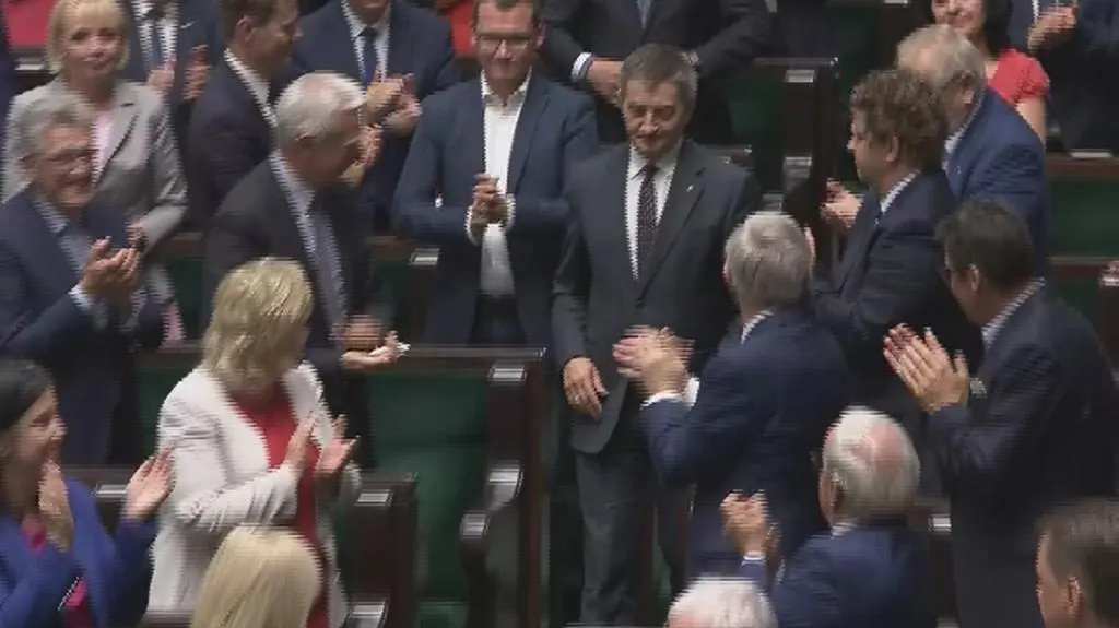 Owacja i podziękowania dla byłego marszałka