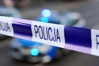 Ciało mężczyzny z licznymi ranami znaleziono w Brennie pod Lesznem (woj. wielkopolskie)