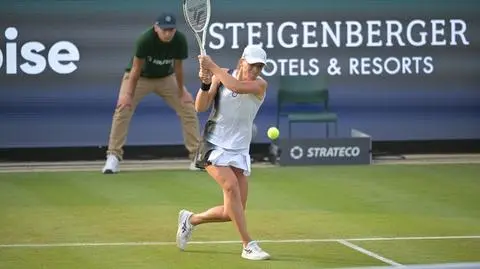 Świątek udanie zaczęła sezon na trawie. Pokonała półfinalistkę Wimbledonu