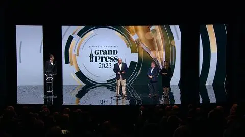 Michał Przedlacki z nagrodą Grand Press w kategorii reportaż telewizyjny/wideo. Całe przemówienie