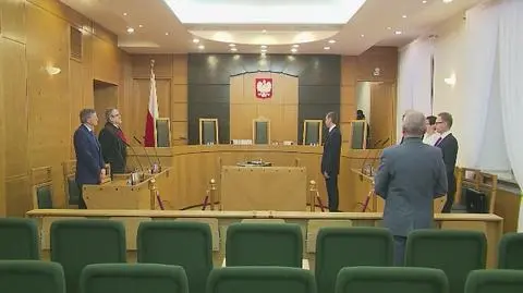 TK orzekł że prezydent powinien przyjąć ślubowanie od trzech sędziów