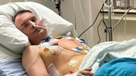 "Nowotwór to podstępny wróg". Zbigniew Ziobro opublikował zdjęcie ze szpitala