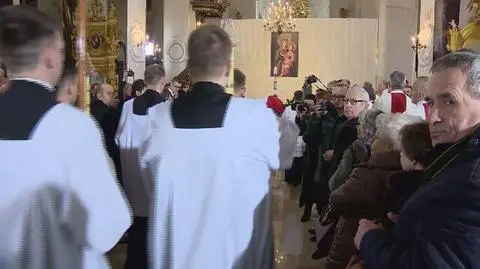 Biskup Alojzy Orszulik spoczął w łowickiej katedrze