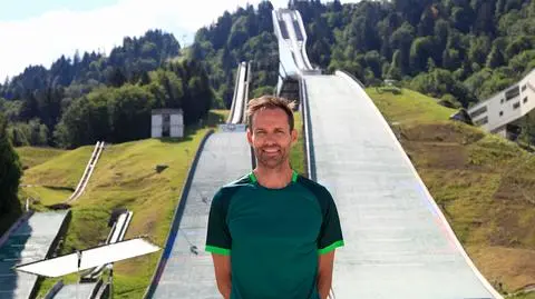 Poszły w ruch śnieżki, były gwizdy. Schmitt i Hannawald - pierwsze "ofiary" małyszomanii