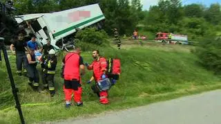 Ranni w wypadku na zakopiance transportowani do szpitali