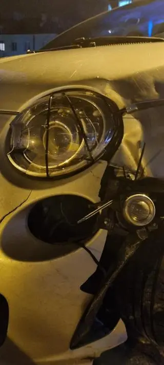 Samochód, który zatrzymali policjanci