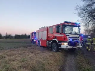 Na miejsce zadysponowano 10 zastępów straży pożarnej