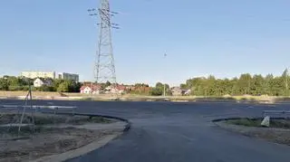 Mieszkańcy domagają się dobudowania 300 metrów wału przy drodze ekspresowej S14