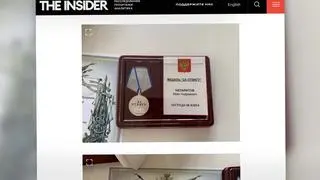 Zdjęcie medalu "Za Odwagę" przyznanego Iwanowi Nieparatowowi na stronie portalu Insider 