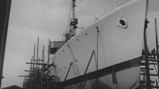 Budowa stawiacza min ORP "Gryf" w Le Havre w 1936 r