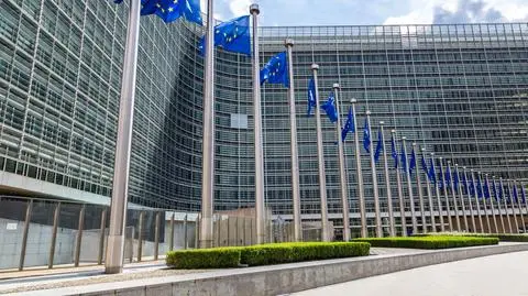 Komisja Europejska wstrzymały rozmowy w sprawie wypłat z programu REACT-EU