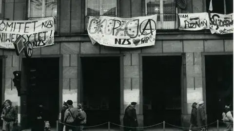 Okupacja budynku ruszyła 17 stycznia 1990 roku