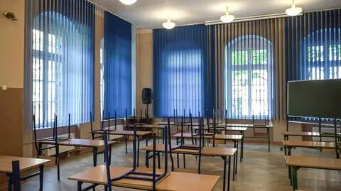 szkola koniec 01