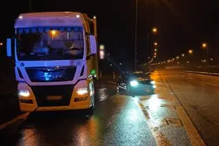 Policja zatrzymała pijanego kierowcę ciężarówki