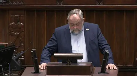 "Hejt, który wylewa się z telewizorów", "media, które kiedyś nazywaliśmy publicznymi"