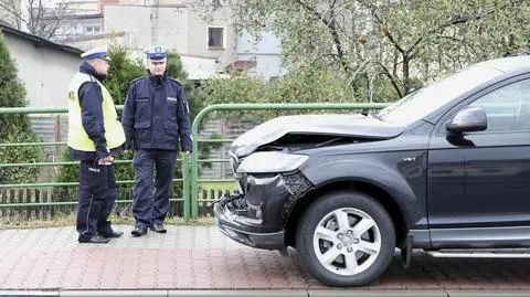Mandat i punkty. Kierowca ukarany po kolizji kolumny rządowej