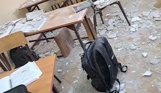 Tynk spadł na jednego z uczniów
