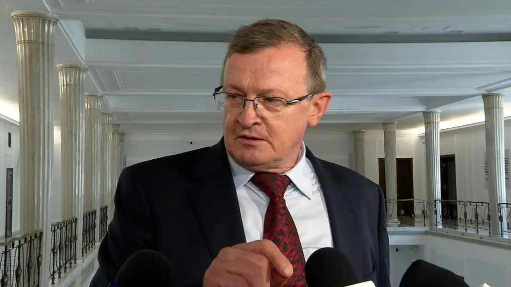 Kapitan wkroczył i nasz statek zaczyna normalnie płynąć
