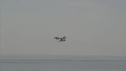 F/A-18 przekraczający barierę dźwięku