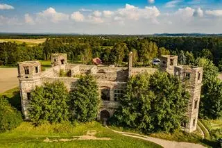 Pałac w Podzamczu powstał w połowie XVII wieku