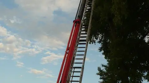 Dron wisiał około 20 metrów nad ziemią