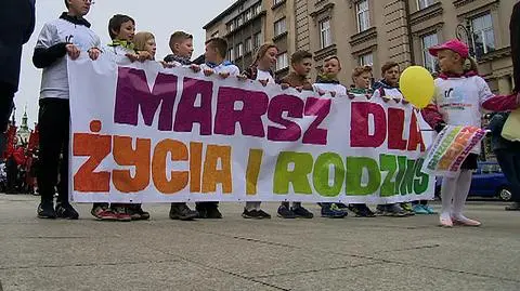 Happening w Szczecinie manifestacja w Krakowie