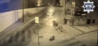 W trójkę uciekali skradzionym motocyklem. Wszyscy pijani. Zatrzymali się na słupie