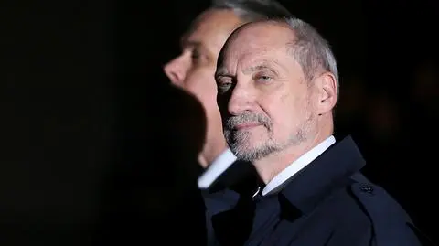 Macierewicz objął resort obrony