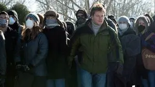 Kadr z filmu "Epidemia strachu" (2011)