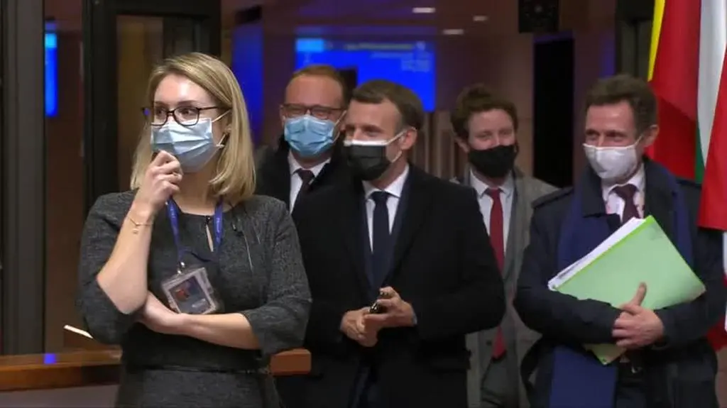 1112N399XR PIS DNZ TRACZU SZCZYTUJE