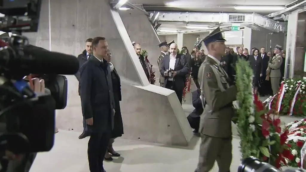 Prezydent Duda złożył wieniec w Świątyni Opatrzności Bożej