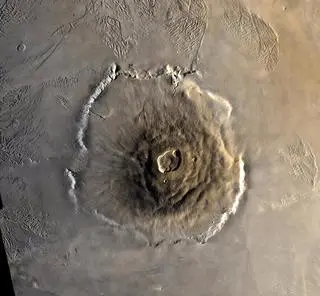 Olympus Mons ma około 600 km średnicy 