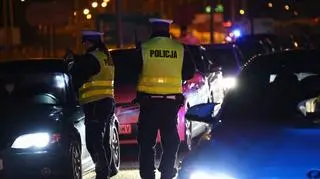 Policja: na terenie Wrocławia miały odbyć się nielegalne wyścigi