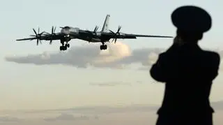 Tu-95 startujący z bazy lotniczej w pobliżu miasta Engels (zdjęcie archiwalne)