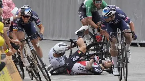 Liczba kraks na Tour de France go nie dziwi. "Sukces może zmienić życie"