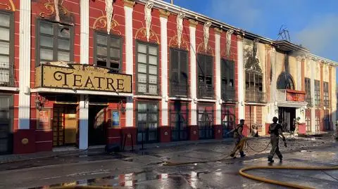 Pożar wybuchł w klubie nocnym, rozprzestrzenił się na dwa sąsiednie. Nie żyje 13 osób   