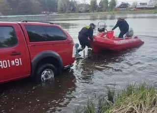 Ciało 25-latka wyłowiono z zalewu w środę (29 marca), dzień później w tym samym miejscu znaleziono ciało jego 22-letniego kolegi