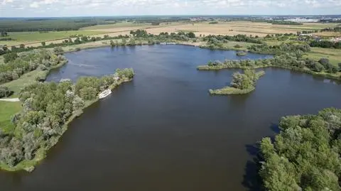 Złote algi w zbiorniku Czernica. Zespół kryzysowy rekomenduje odcięcie od Odry
