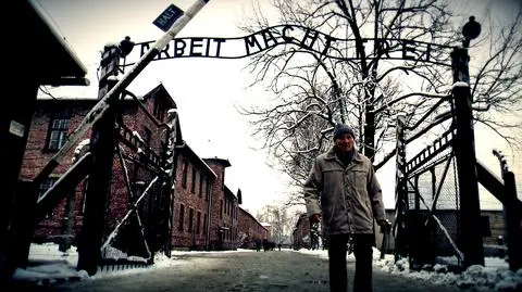 Ukradli samochód i wyjechali główną bramą obozu. Rocznica brawurowej ucieczki z Auschwitz