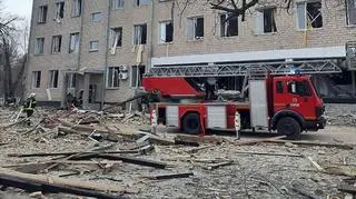 Zniszczony budynek ukraińskiego wojska w Kijowie