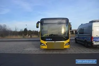 Pobicie kierowcy autobusu na pętli przy cmentarzu