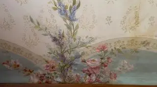 Elements of the original decor have been preserved inside the house