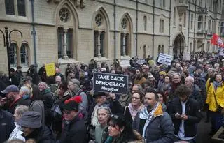 Protesty w Oksfordzie przeciwko planom władz dotyczącym transportu