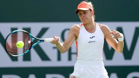 Dramat Linette. Przegrała z kontuzją, musiała przerwać mecz