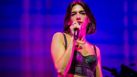 Dua Lipa opublikowała zdjęcie, jakie zrobił jej paparazzo. Pozew o naruszenie praw autorskich trafił do sądu