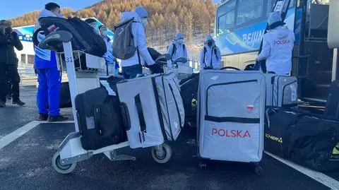 To był najchętniej śledzony lot na świecie. Polscy skoczkowie dotarli do Pekinu